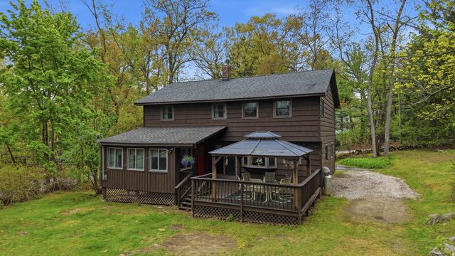 9 Lamb Road, Nashua, NH 03062