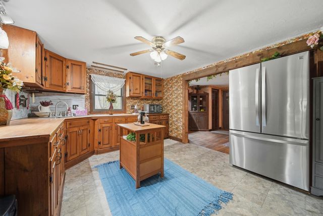9 Lamb Road, Nashua, NH 03062