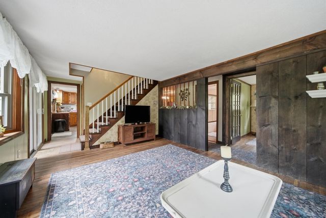 9 Lamb Road, Nashua, NH 03062