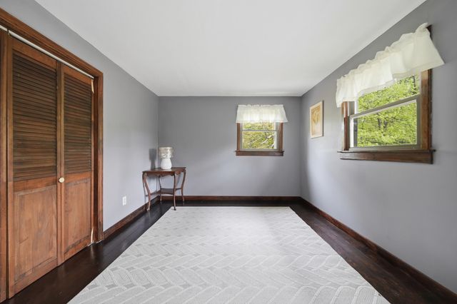 9 Lamb Road, Nashua, NH 03062