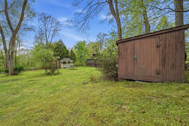 9 Lamb Road, Nashua, NH 03062