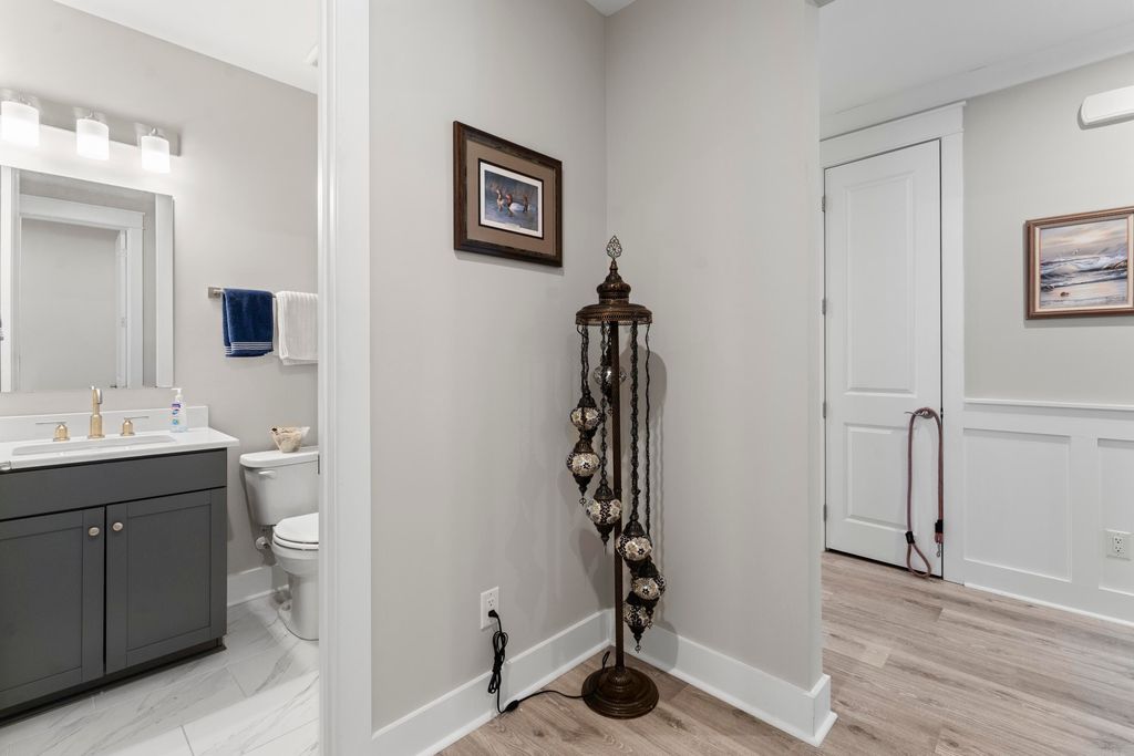 Image 22 of property listing at 119 Leeward Landing, Summerville, SC 29486