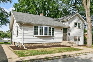 428 E 156th Place, South Holland, IL 60473