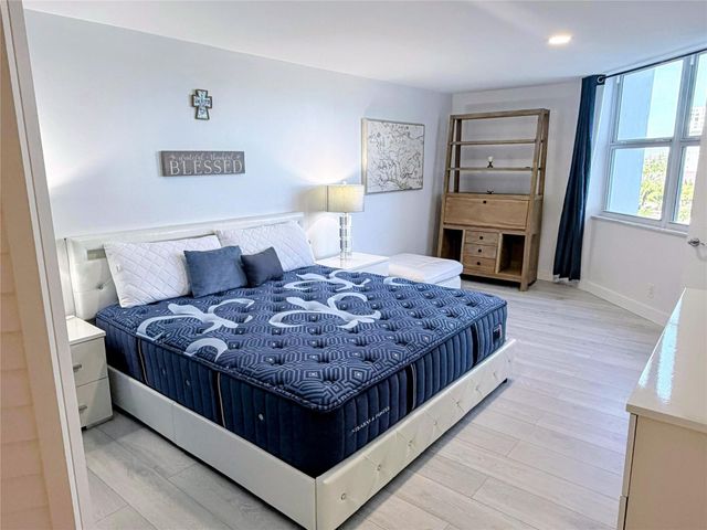 1340 S Ocean Boulevard 503, Pompano Beach, FL 33062