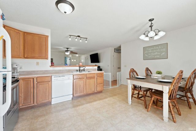 4915 Pocono Crossing, Fort Wayne, IN 46808