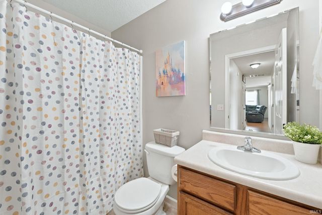 4915 Pocono Crossing, Fort Wayne, IN 46808