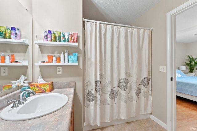 4915 Pocono Crossing, Fort Wayne, IN 46808
