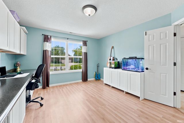 4915 Pocono Crossing, Fort Wayne, IN 46808