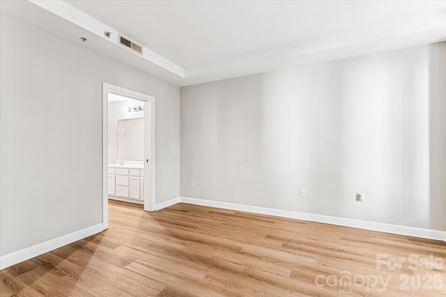 718 W Trade Street 302, Charlotte, NC 28202