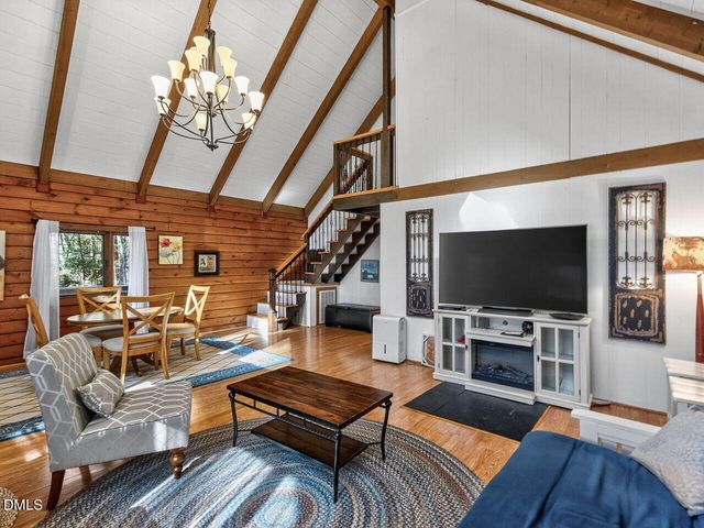 300 Rabbit Run, Pittsboro, NC 27312