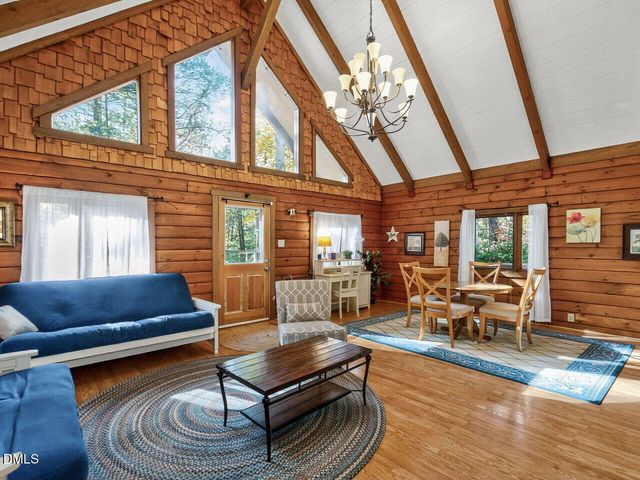 300 Rabbit Run, Pittsboro, NC 27312