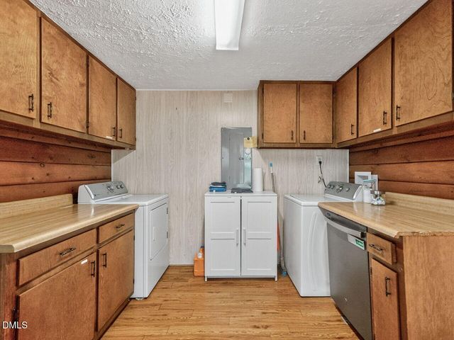 300 Rabbit Run, Pittsboro, NC 27312