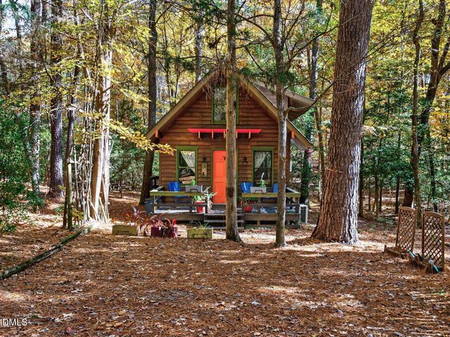 300 Rabbit Run, Pittsboro, NC 27312