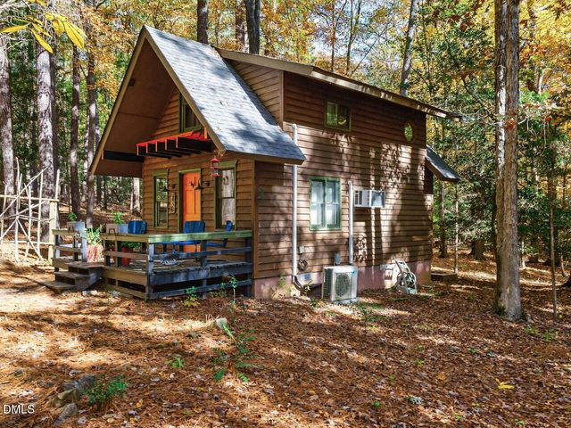 300 Rabbit Run, Pittsboro, NC 27312