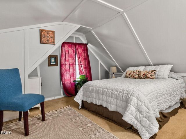 300 Rabbit Run, Pittsboro, NC 27312