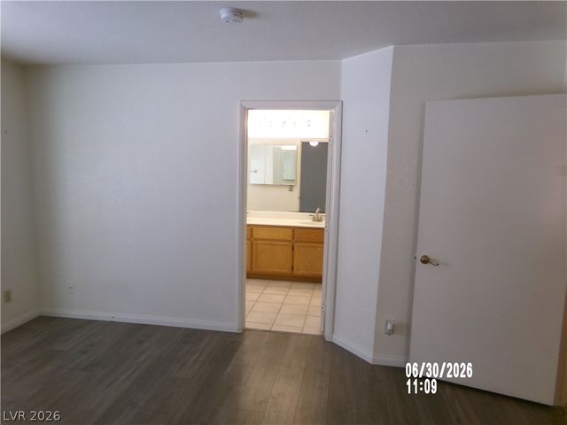 809 LONG BRANCH Drive, Henderson, NV 89014