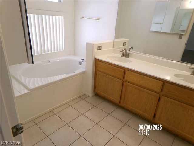 809 LONG BRANCH Drive, Henderson, NV 89014