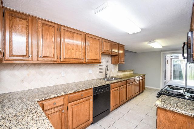 2430 Long Reach Drive, Sugar Land, TX 77478