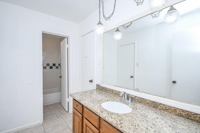 2430 Long Reach Drive, Sugar Land, TX 77478