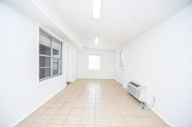 2430 Long Reach Drive, Sugar Land, TX 77478