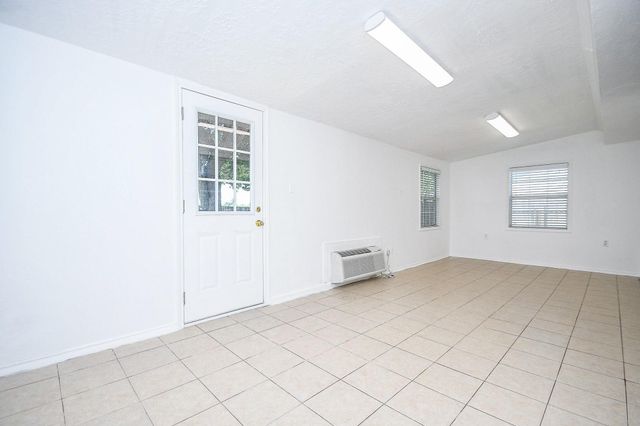 2430 Long Reach Drive, Sugar Land, TX 77478