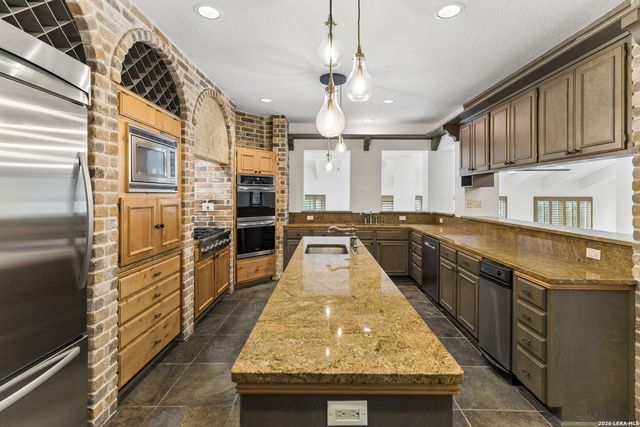 12603 OLD WICK RD, San Antonio, TX 78230