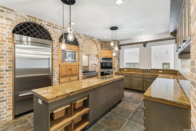 12603 OLD WICK RD, San Antonio, TX 78230