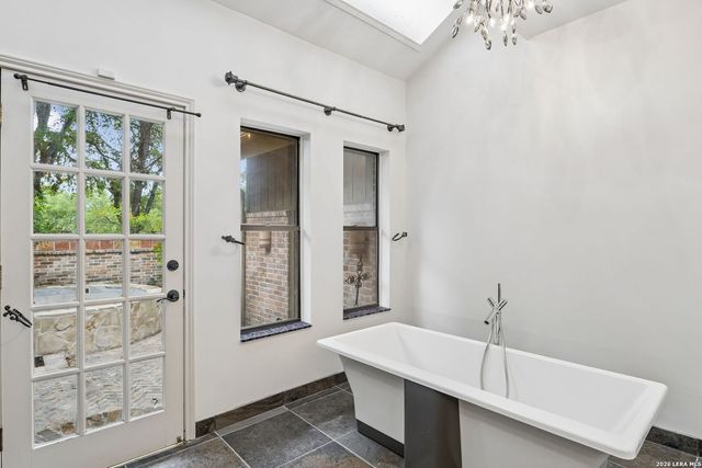 12603 OLD WICK RD, San Antonio, TX 78230