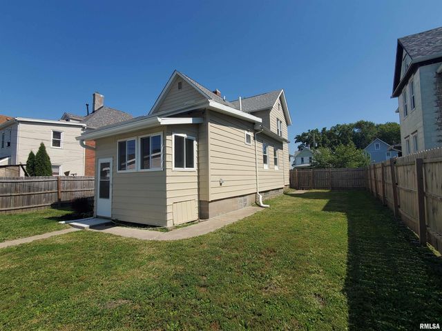 612 44TH Street, Rock Island, IL 61201