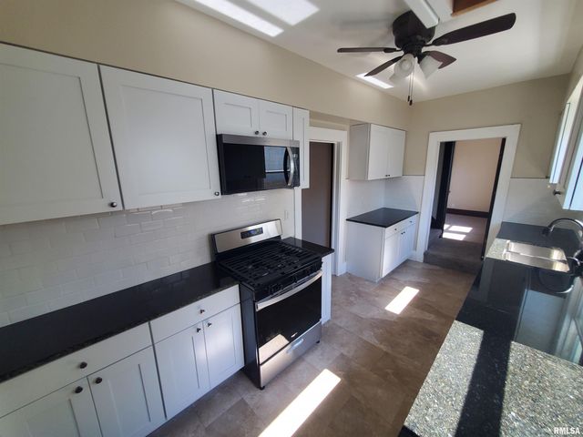 612 44TH Street, Rock Island, IL 61201