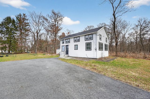 111 Sunrise Trail, Plattekill, NY 12589
