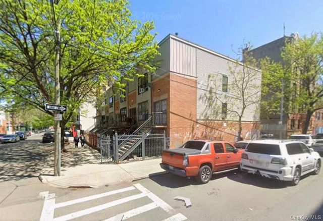 2000 Mapes Avenue, Bronx, NY 10460