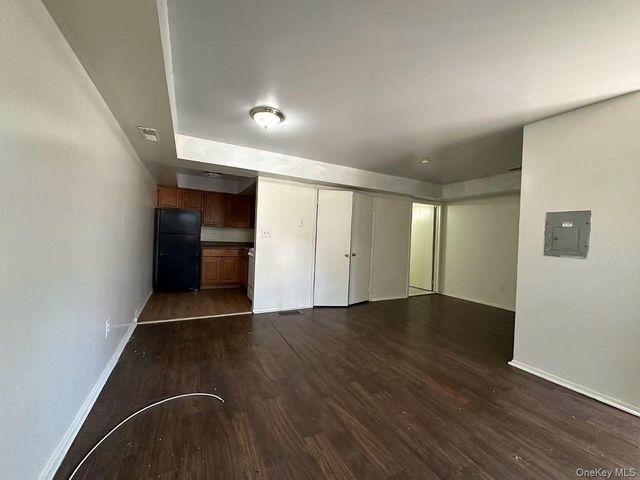 2000 Mapes Avenue, Bronx, NY 10460