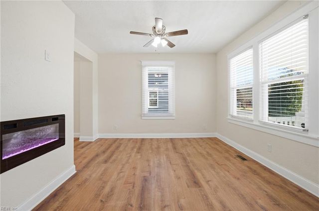 923 Hampton AVE, Newport News, VA 23607