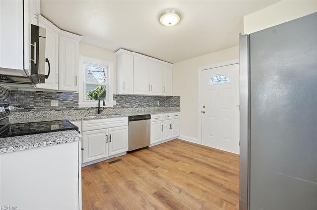 923 Hampton AVE, Newport News, VA 23607