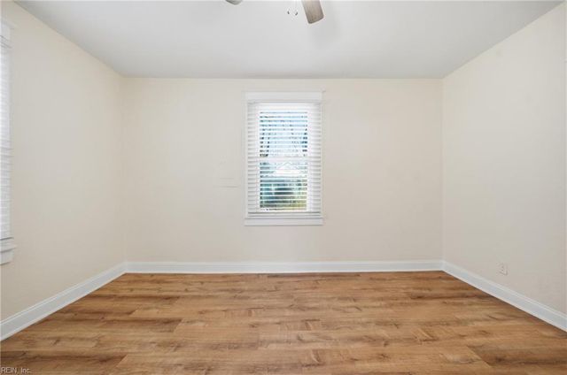 923 Hampton AVE, Newport News, VA 23607