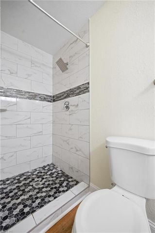 923 Hampton AVE, Newport News, VA 23607