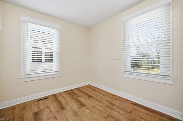 923 Hampton AVE, Newport News, VA 23607