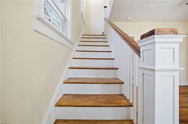 923 Hampton AVE, Newport News, VA 23607