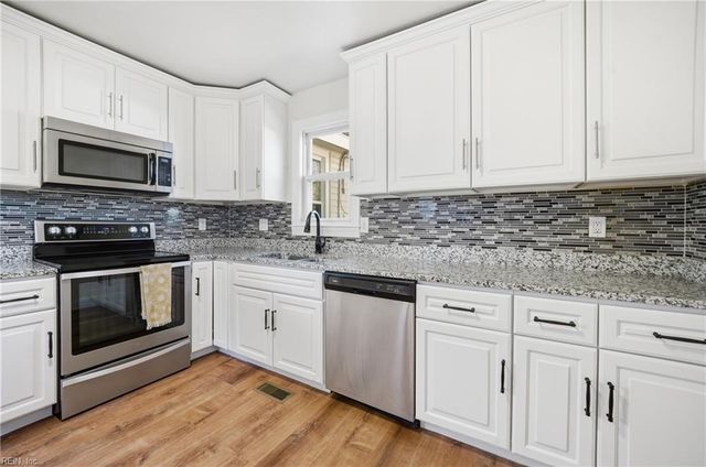 923 Hampton AVE, Newport News, VA 23607