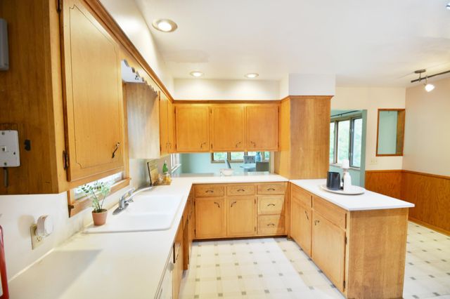 4522 Chatham Road NE, Columbia Heights, MN 55421