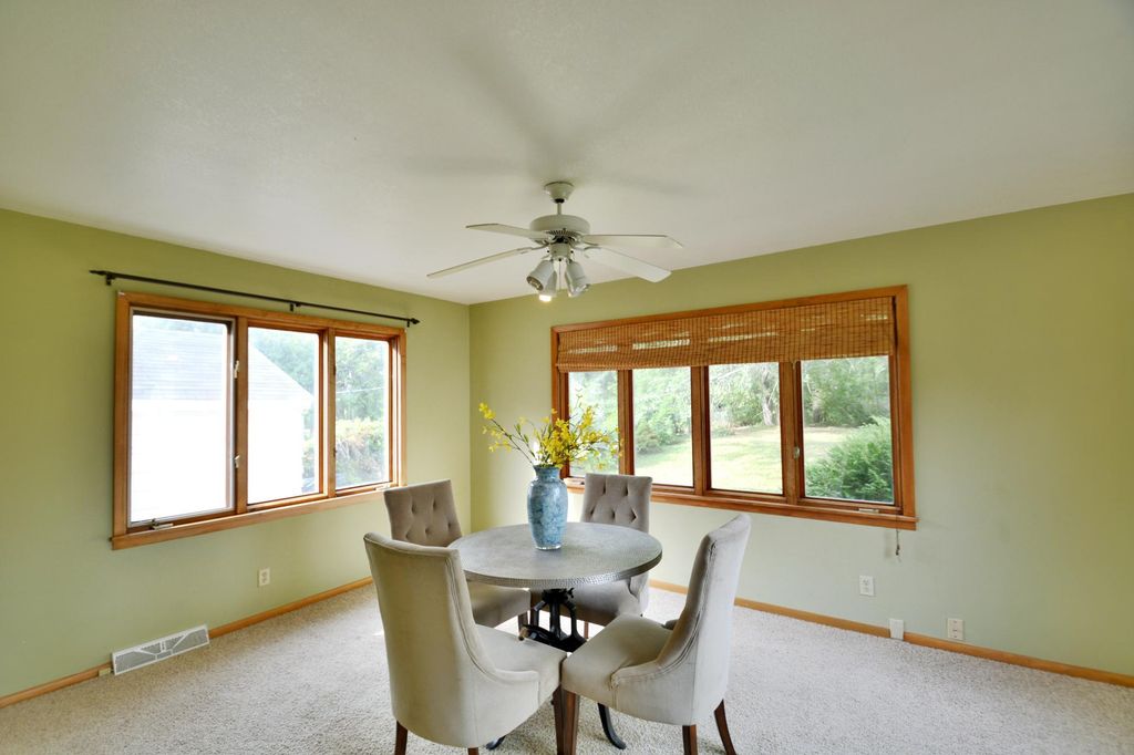 4522 Chatham Road NE, Columbia Heights, MN 55421 — photo 3