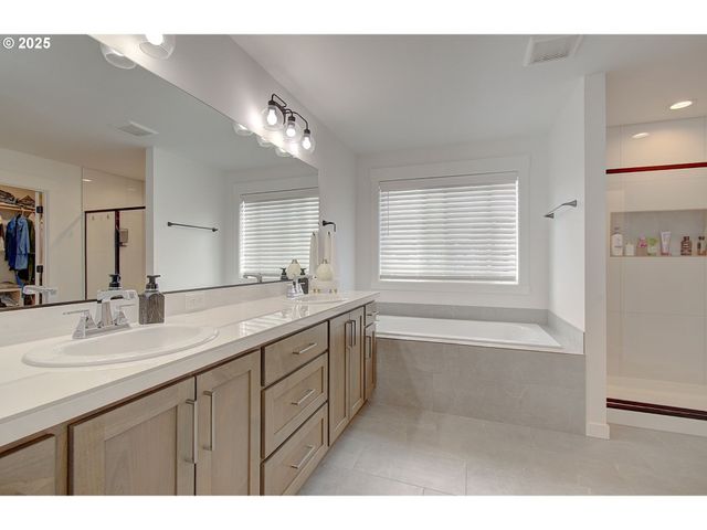 11013 Ne 88TH Ave, Vancouver, WA 98662