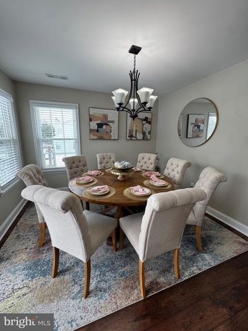 17 PARKVIEW WAY, Newtown, PA 18940