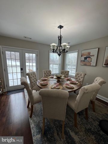 17 PARKVIEW WAY, Newtown, PA 18940