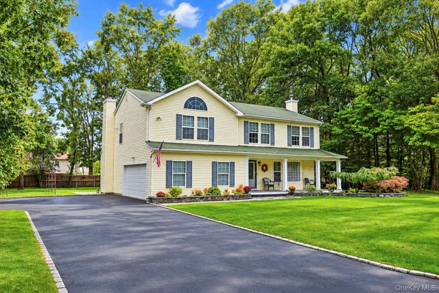 344 Barton Avenue, Patchogue, NY 11772
