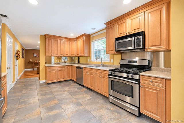 344 Barton Avenue, Patchogue, NY 11772