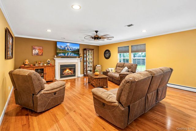 344 Barton Avenue, Patchogue, NY 11772