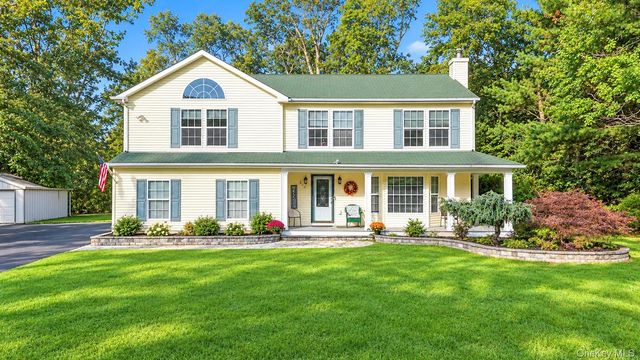 344 Barton Avenue, Patchogue, NY 11772
