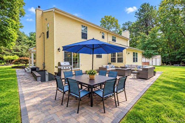 344 Barton Avenue, Patchogue, NY 11772